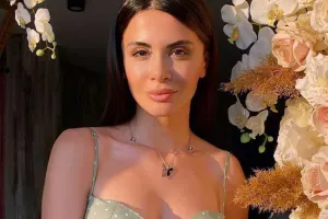 Azərbaycanlı blogerin maşınına hücum - Təhdid olunur