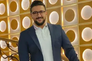 Abbas da aparıcı olacaq