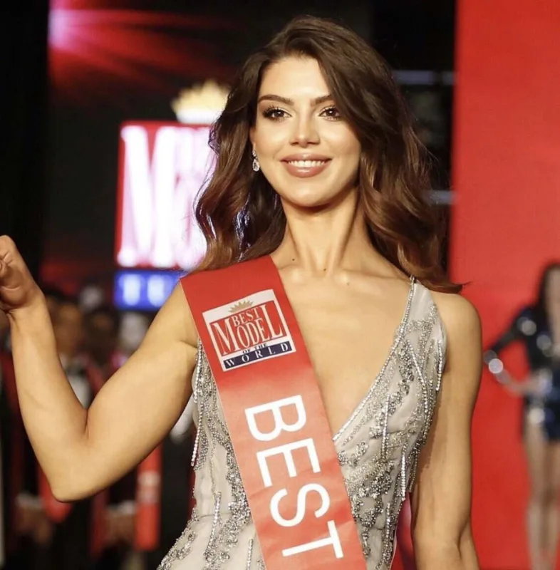 Masaj iddiasına cavab verdi