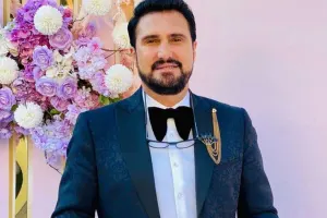 Nadir onu tənqid edənlərə cavab verdi