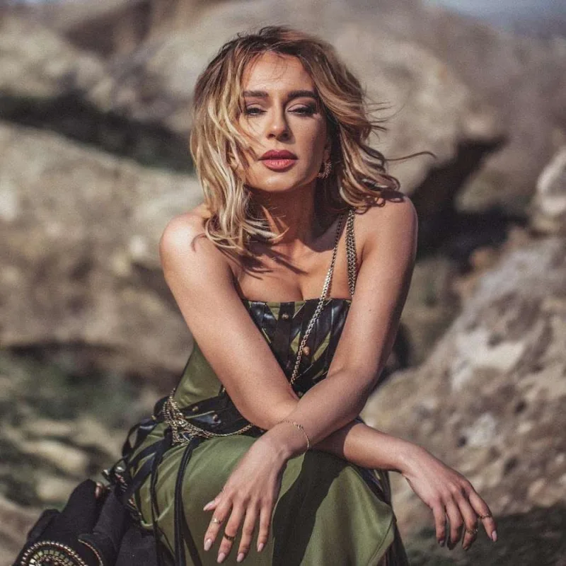 Tünzalə 45 yaşında - FOTOLAR