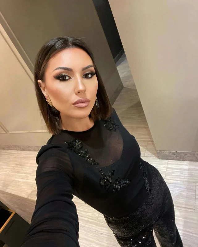 Safura “look”u ilə diqqət mərkəzində - Fotolar