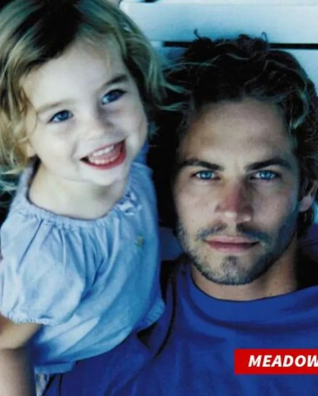 Qəzada ölən dostunun qızına atalıq etdi