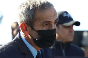 “Biz ata deyil, dağ itirdik”