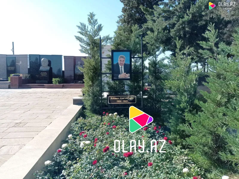 Azad Rəhimovun hələ də məzar daşı yoxdur
