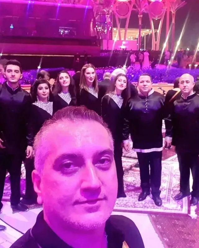 Sami Yusif xanəndəni Dubaya dəvət etdi