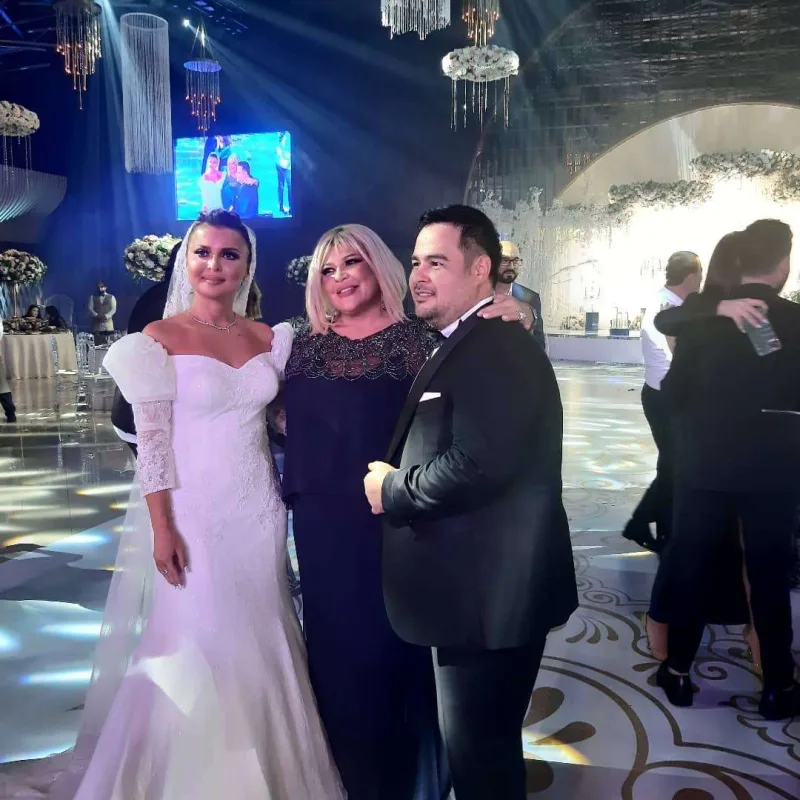 Sevdadan iki gəlinlik - Fotolar