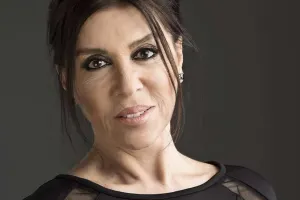 Nebahet Çehrenin makiyajsız fotosu yayıldı