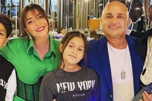 Həm özünə, həm də oğluna ad günü etdi