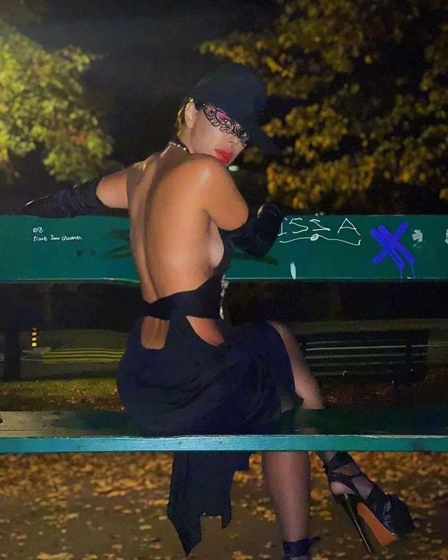 Validənin Helluin tərzi