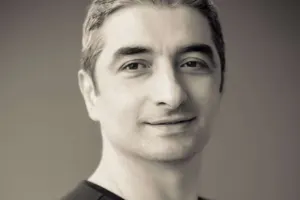 Əməkdar artistin vəziyyəti ağırdır - Qan axtarılır