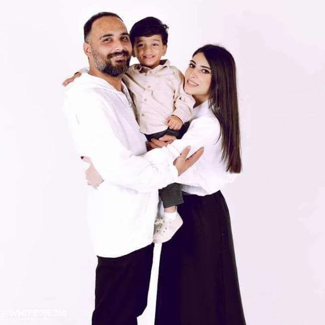 Elza oğlu və gəlininin fotolarını paylaşdı