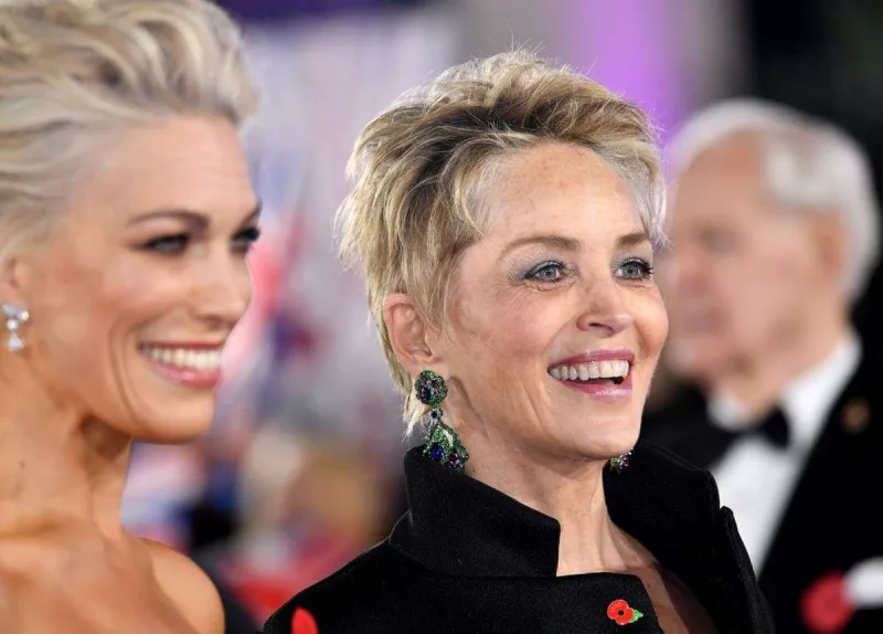 Qırmızı xalçada həyəcanlı görüş...