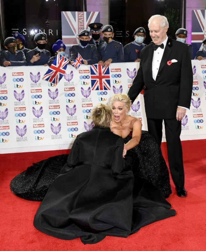 Qırmızı xalçada həyəcanlı görüş...