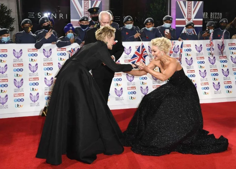 Qırmızı xalçada həyəcanlı görüş...