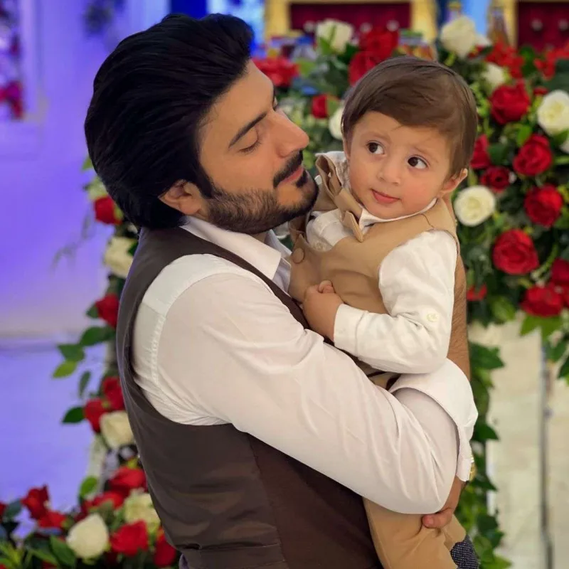 Ülviyyənin hamilə olduğunu təsdiqlədi