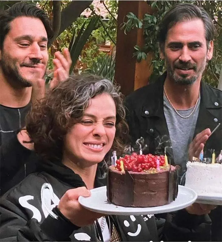 “Uşaq əqrəb bürcü olmasın deyə dua edirik”