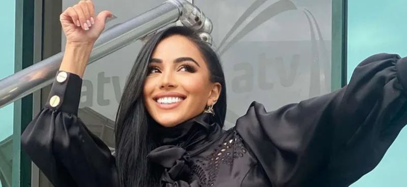 Özünü fotoşopla yenə tanınmaz hala saldı