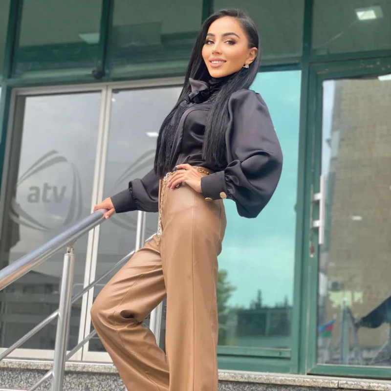 Özünü fotoşopla yenə tanınmaz hala saldı