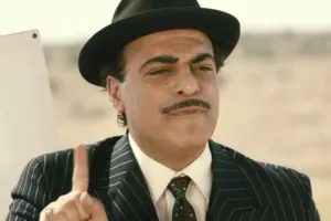 Filmini çəkməyən şirkətdən 300 min istəyir