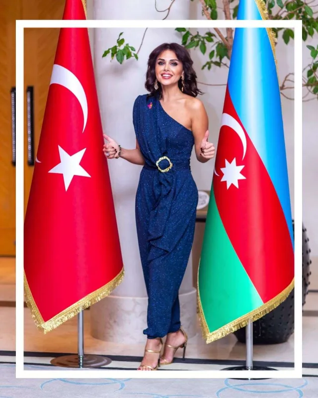 Zəfər Gününü onlarla qeyd etdi-FOTOLAR