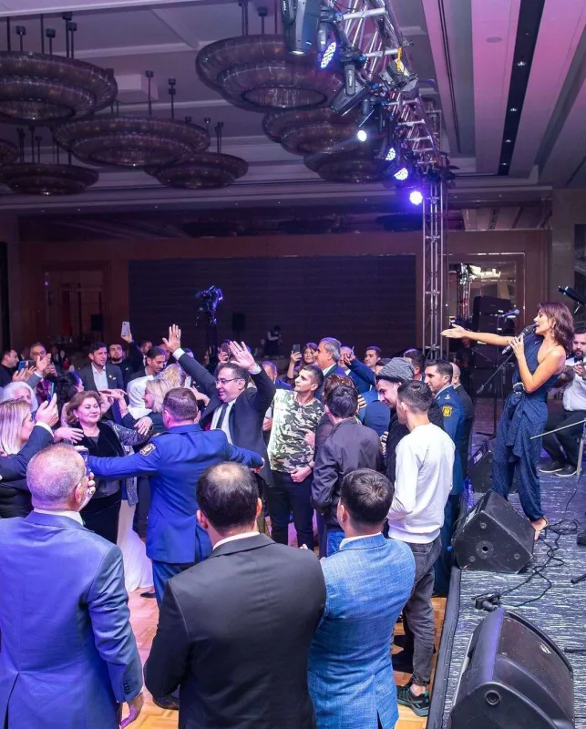 Zəfər Gününü onlarla qeyd etdi-FOTOLAR