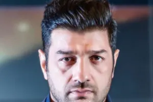 Kənan “Səs”in münsiflərini sərt tənqid etdi