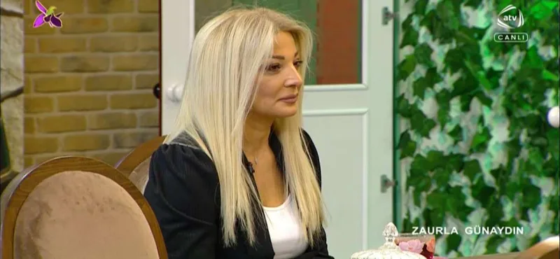 29 illik həyat yoldaşını ilk dəfə göstərdi - FOTOLAR