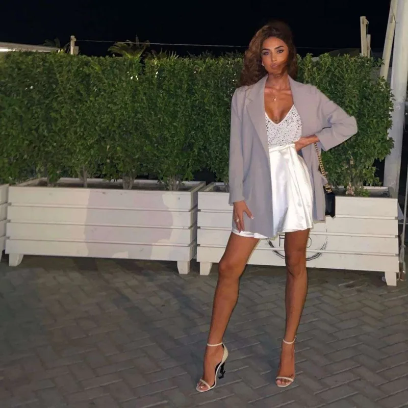 Pərvinə ayaqları ilə bağlı maraqlı sual