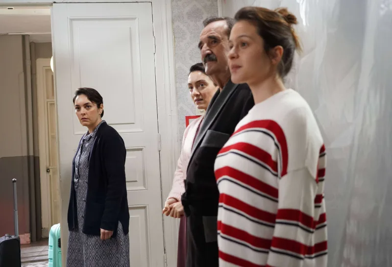 O da serialdan ayrılır