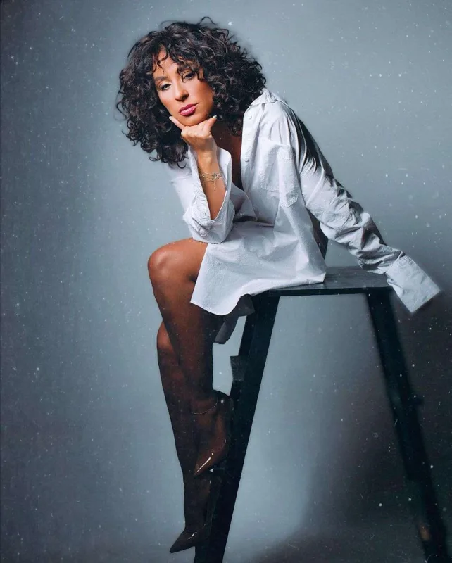 Tünzalə “Ehtiyacımsan”ı təqdim etdi