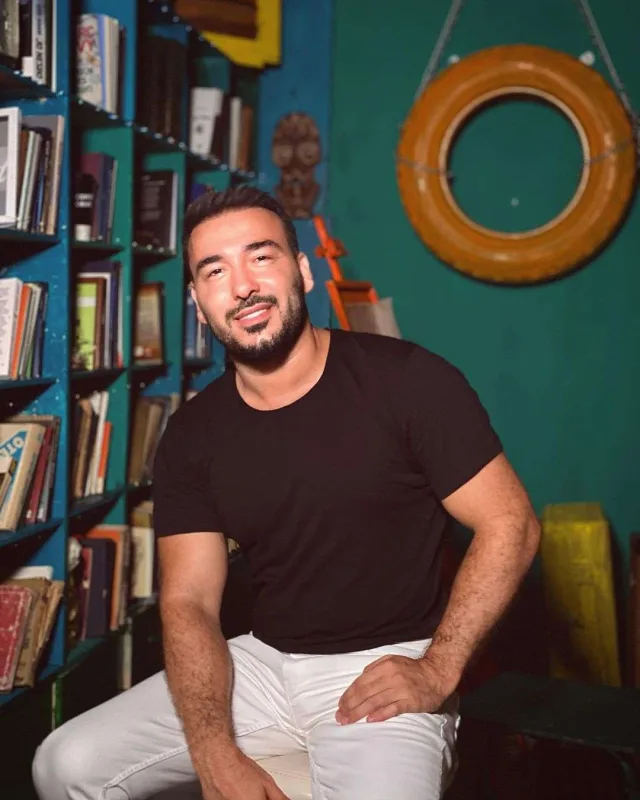 Pərvizin beyninə qan sızdı, reanimasiyadadır