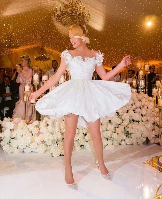 4 gəlinlik dəyişdi, müzakirə olundu - FOTOLAR