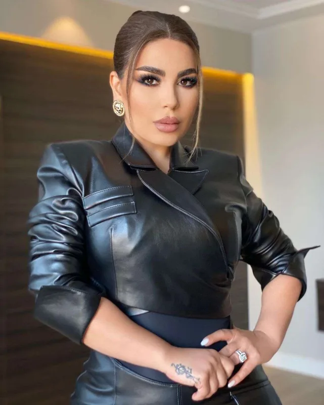 “Kaş bizim də Atatürk kimi liderimiz olardı”-Əfqan müğənni