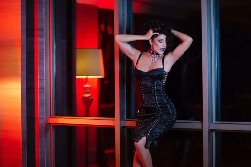 Deniz Akkaya qalmaqallı verilişdən getdi