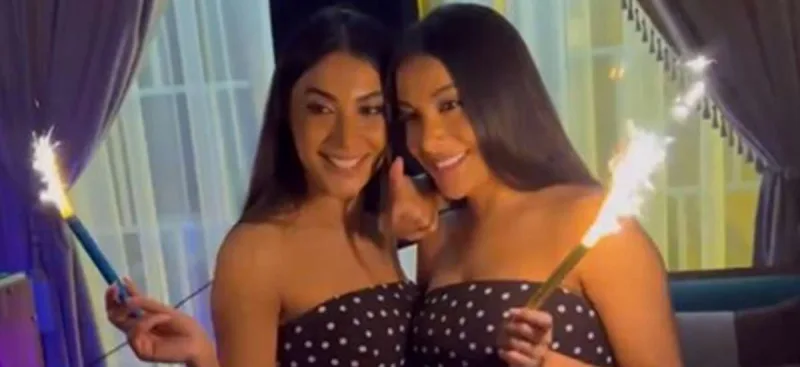 Sevil və Sevinc ad gününü qızlarla keçirdi - VİDEO