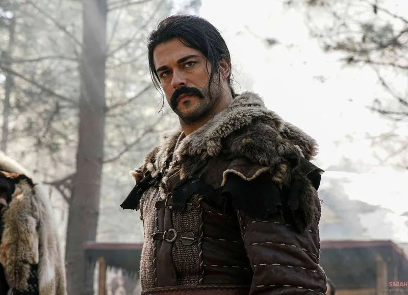 Burak Özçivitin həbsi tələb olunur