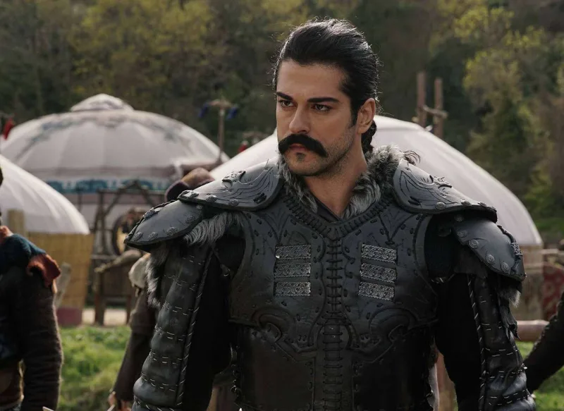 Burak Özçivitin həbsi tələb olunur