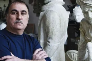 Məşhur heykəltəraşımız koronadan vəfat etdi