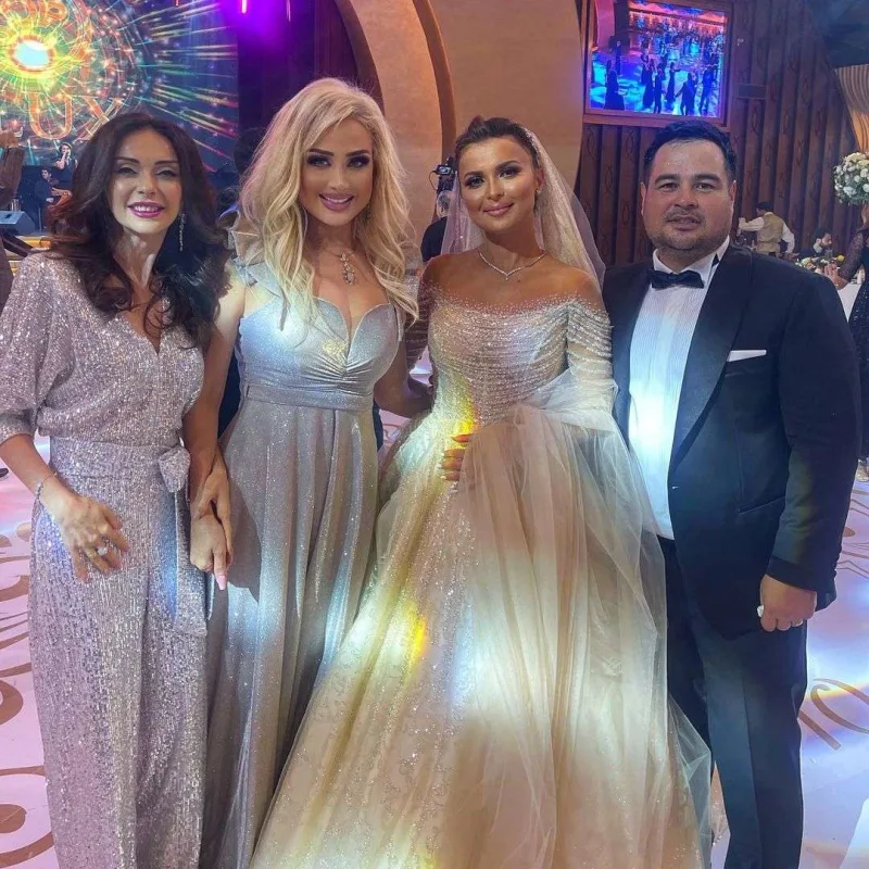 Fotoşop deyilmiş...