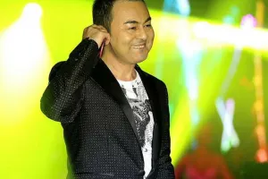 “Məni o şərəfsiz yıxdı”