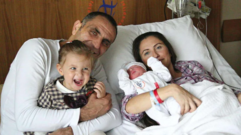 “Memati” üçüncü dəfə ata olub