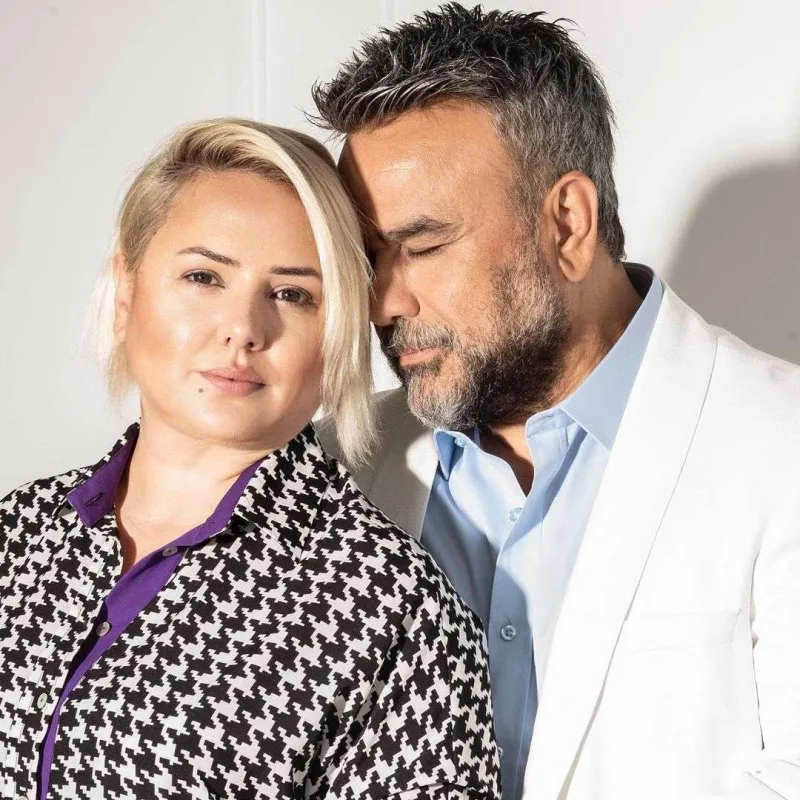 Arvadı ilə eyni anda əməliyyat olundu