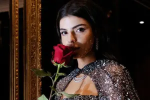 Azərbaycanlı milyonçunun nəvəsi dəbdəbəli gecədə