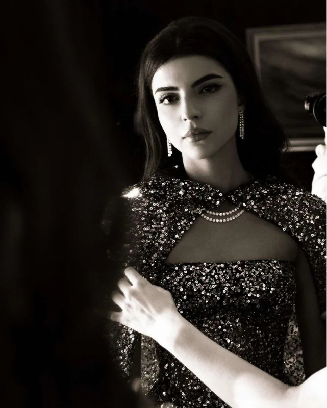 Azərbaycanlı milyonçunun nəvəsi dəbdəbəli gecədə