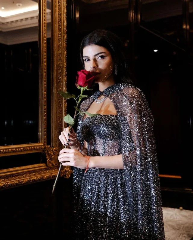 Azərbaycanlı milyonçunun nəvəsi dəbdəbəli gecədə