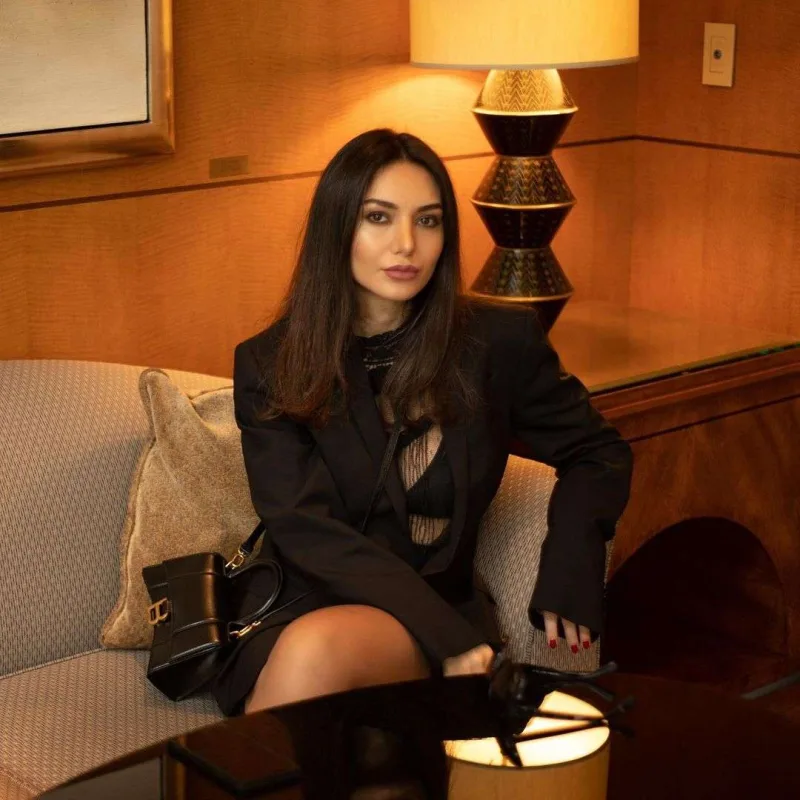 “Belə qadını kim sevməzdi?”