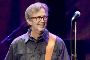 Gitarası 625 minə satıldı