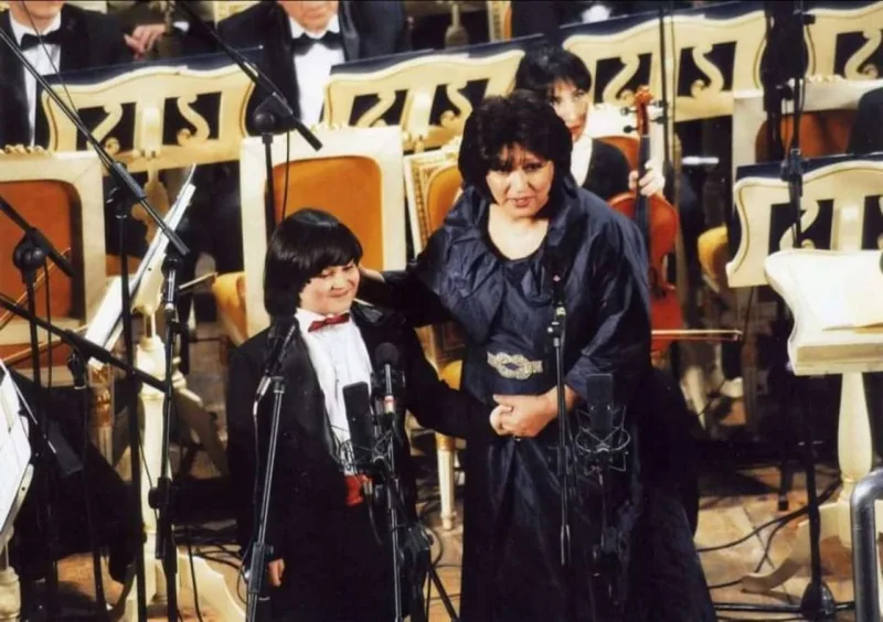 Adı Rusiyada “Qızıl Fonda” düşən Əli “Səs”də