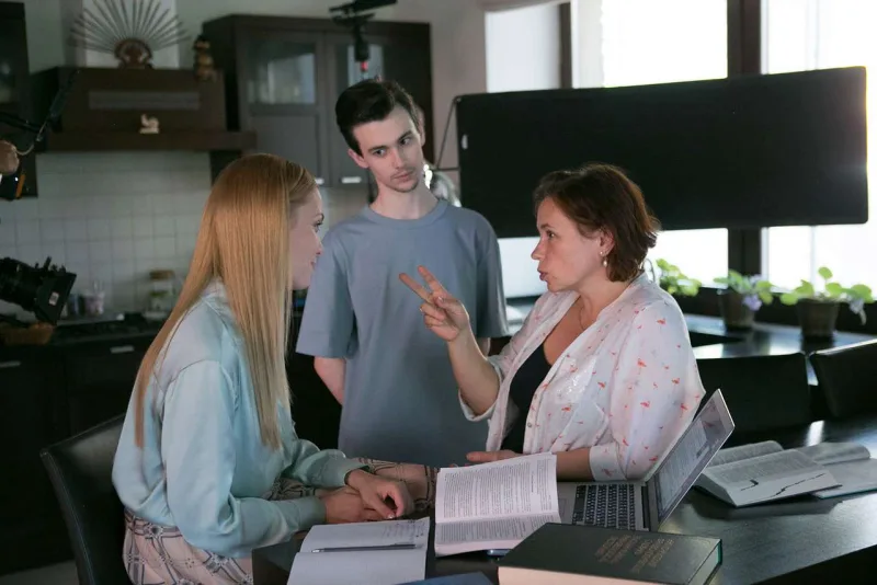 Əməkdar artist Rusiyada seriala çəkildi